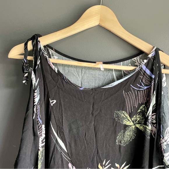 Free People Women Black Floral Printed Cold Shoulder Tunic Dress Size XS - Picture 5 of 7